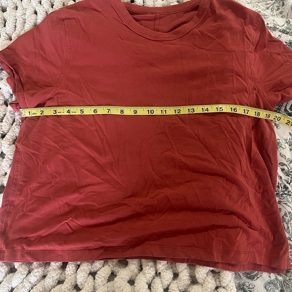 Lululemon Cropped Tee - Rust/Orange - Picture 5 of 5